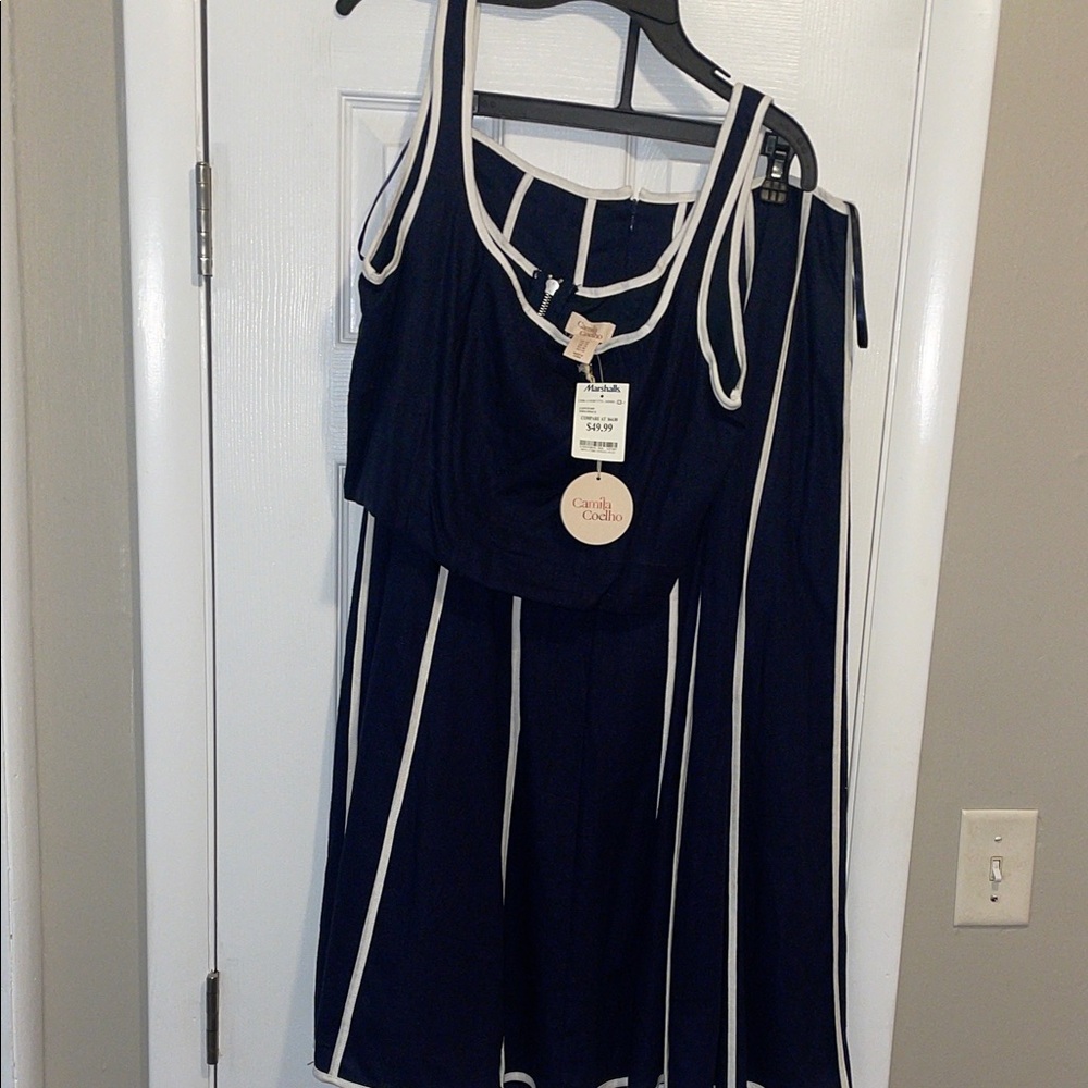 Skirt & top 2 piece set. Navy and white.